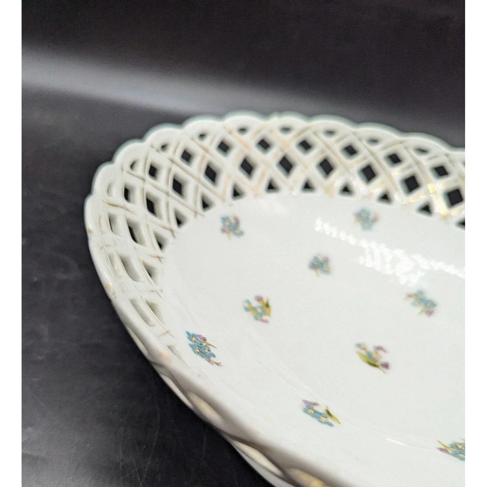 Vintage Pierced Porcelain Floral Pedestal Fruit Console Bowl Flower Floral 9